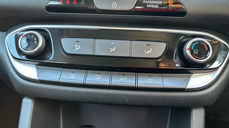 Hyundai i30 1.0T GDi SE Connect 5dr Petrol Hatchback